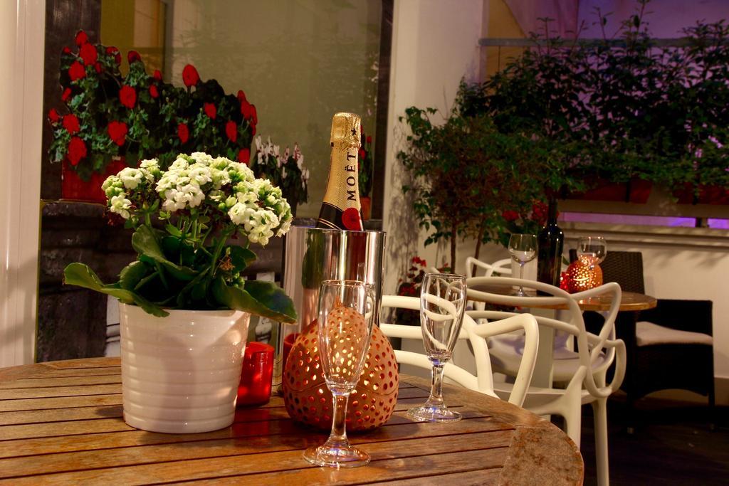 Couette-café Napolart *