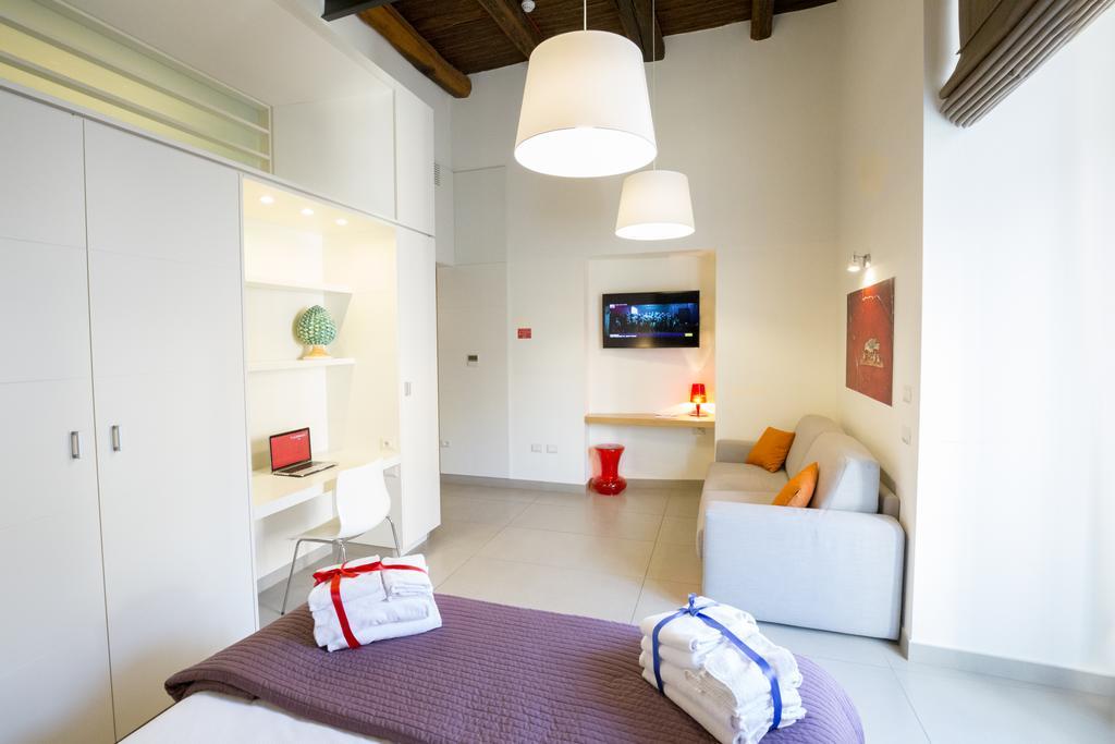 Napolart Couette-café Naples